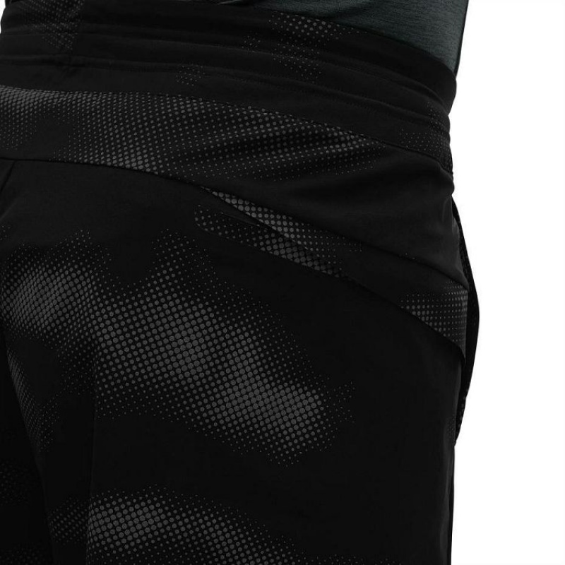 On Running Hybrid Lumos Shorts Herr Svarta | SE_ON8392